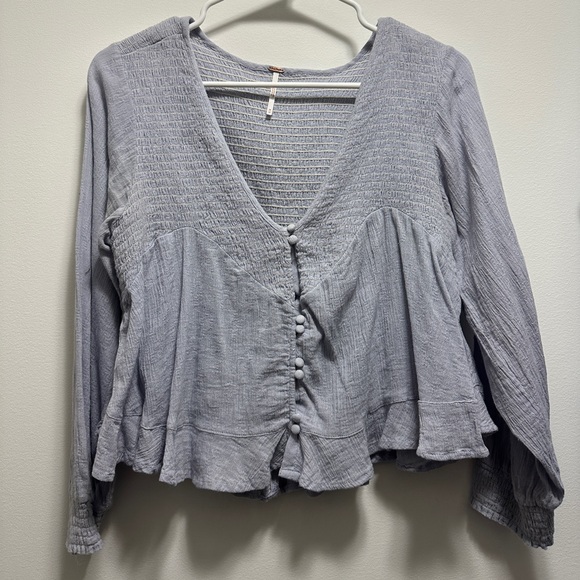 Free People Tops - Free People periwinkle blouse